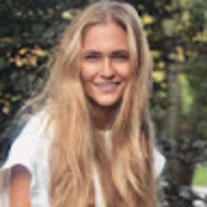 Meet your Posher, Camille